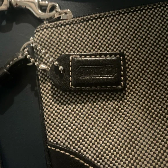 Coach checkered wristlet - Picture 8 of 8